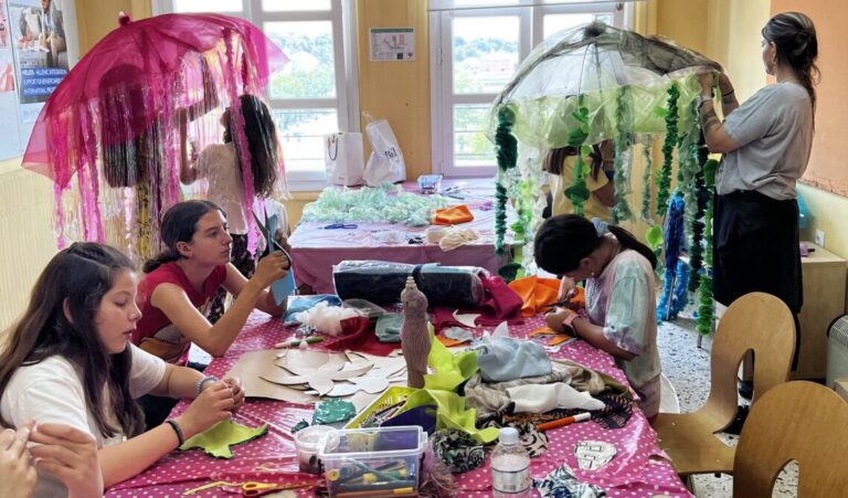 Κυριακή 29 Σεπτεμβρίου, 11:15 – 12:45, Open day εργαστήρι ενδυματολογίας